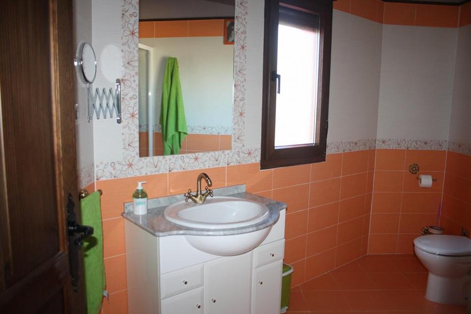 Casa Rural Rosa Magica Lancharejo Екстер'єр фото